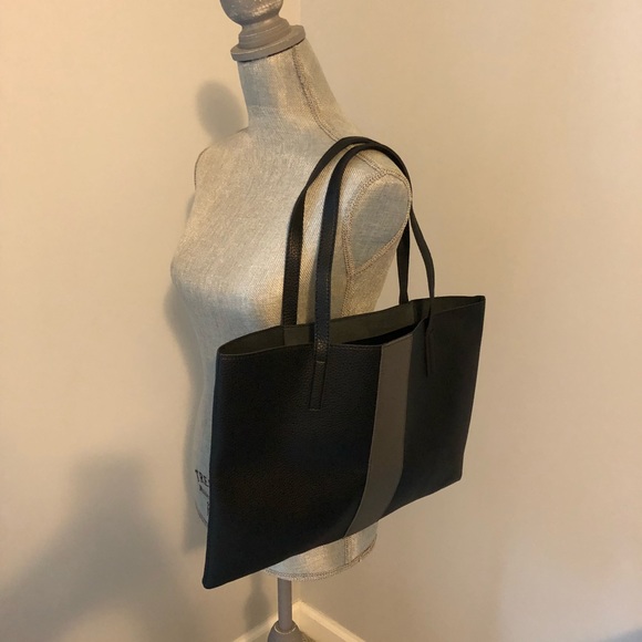 SOLD Vince Camuto x FabFitFun Luck Tote New - Picture 2 of 7